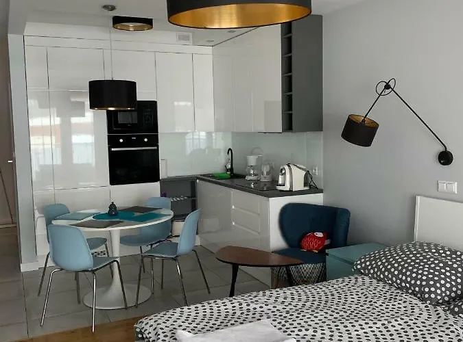 Precel\'S Apartment